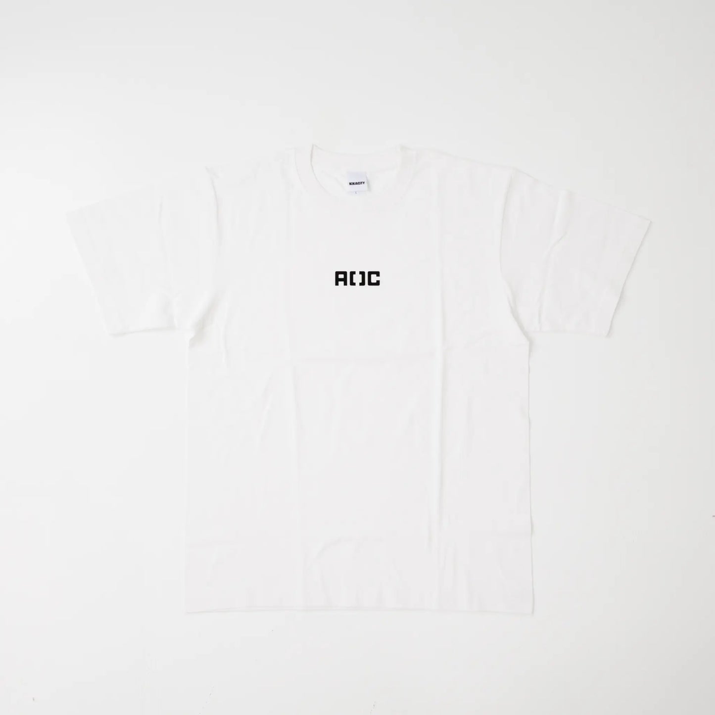 A[ ]C Tシャツ